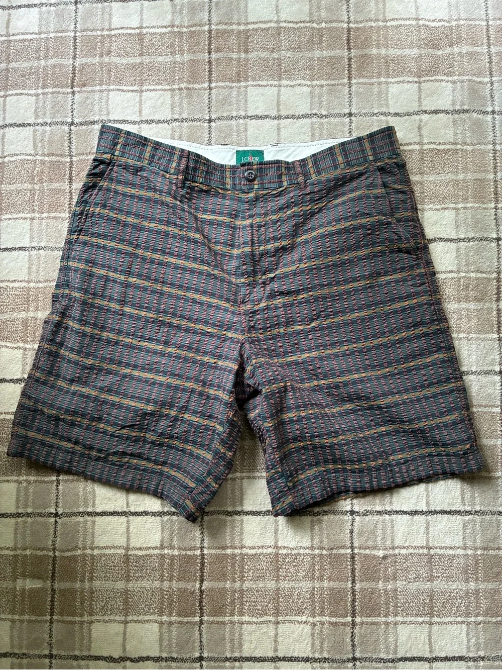 J. Crew Men's 9” Relaxed Seersucker Shorts. Size 35 Waist.